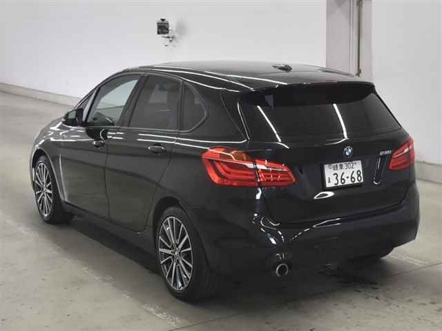 2019 BMW 218i