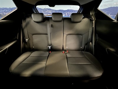 2020 Nissan Kicks - Thumbnail