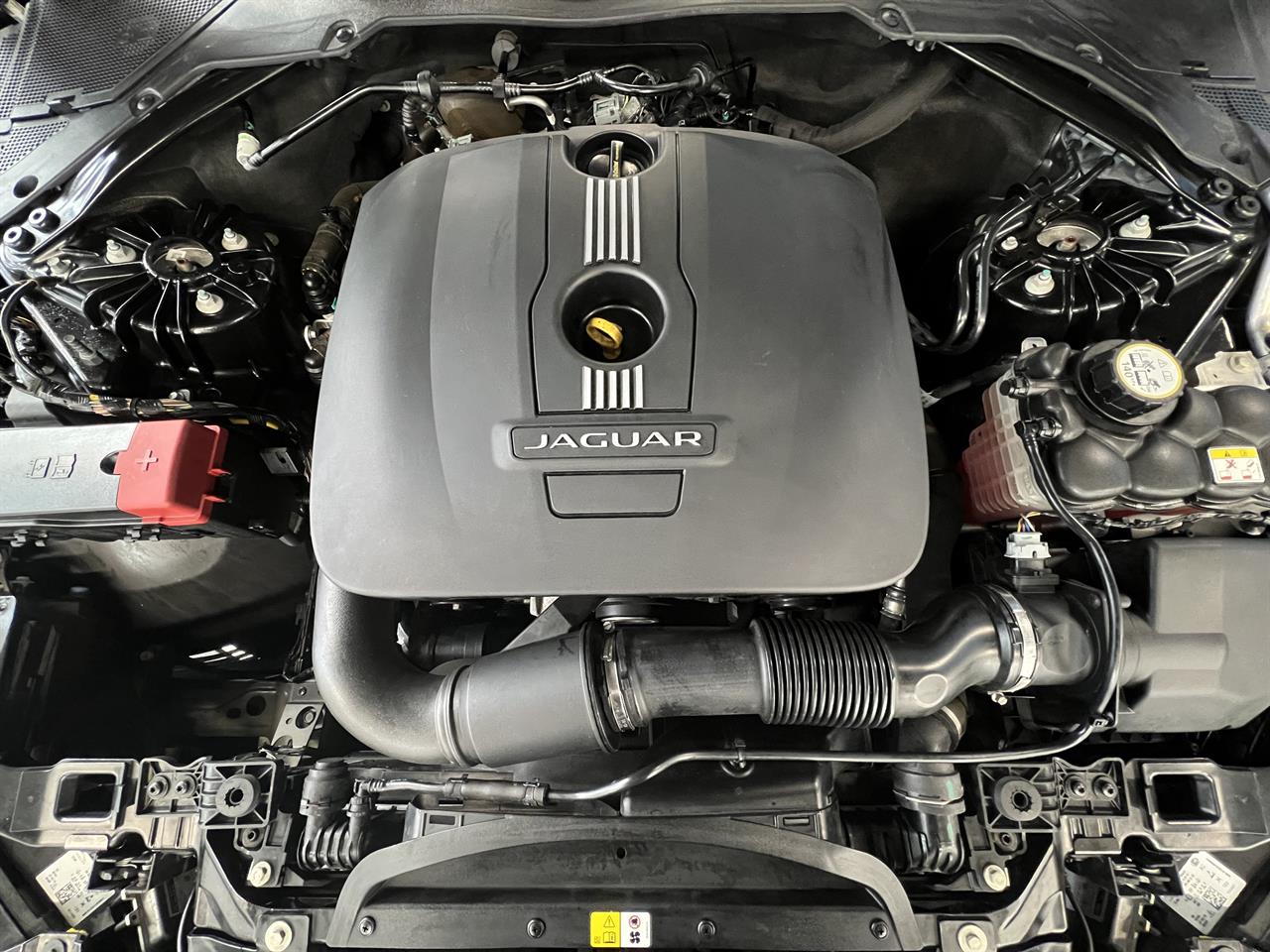 2016 Jaguar XE