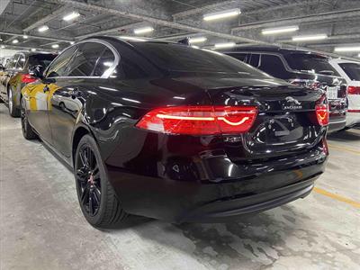 2016 Jaguar XE - Thumbnail