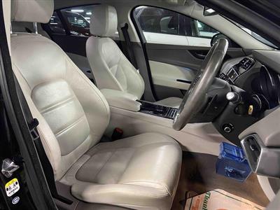 2016 Jaguar XE - Thumbnail