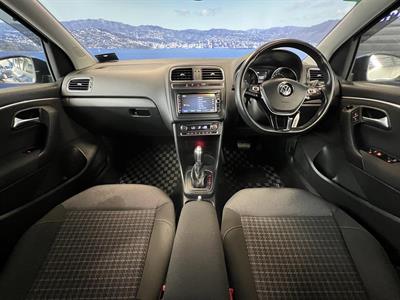 2016 Volkswagen Polo - Thumbnail