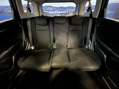 2017 Honda Shuttle - Thumbnail