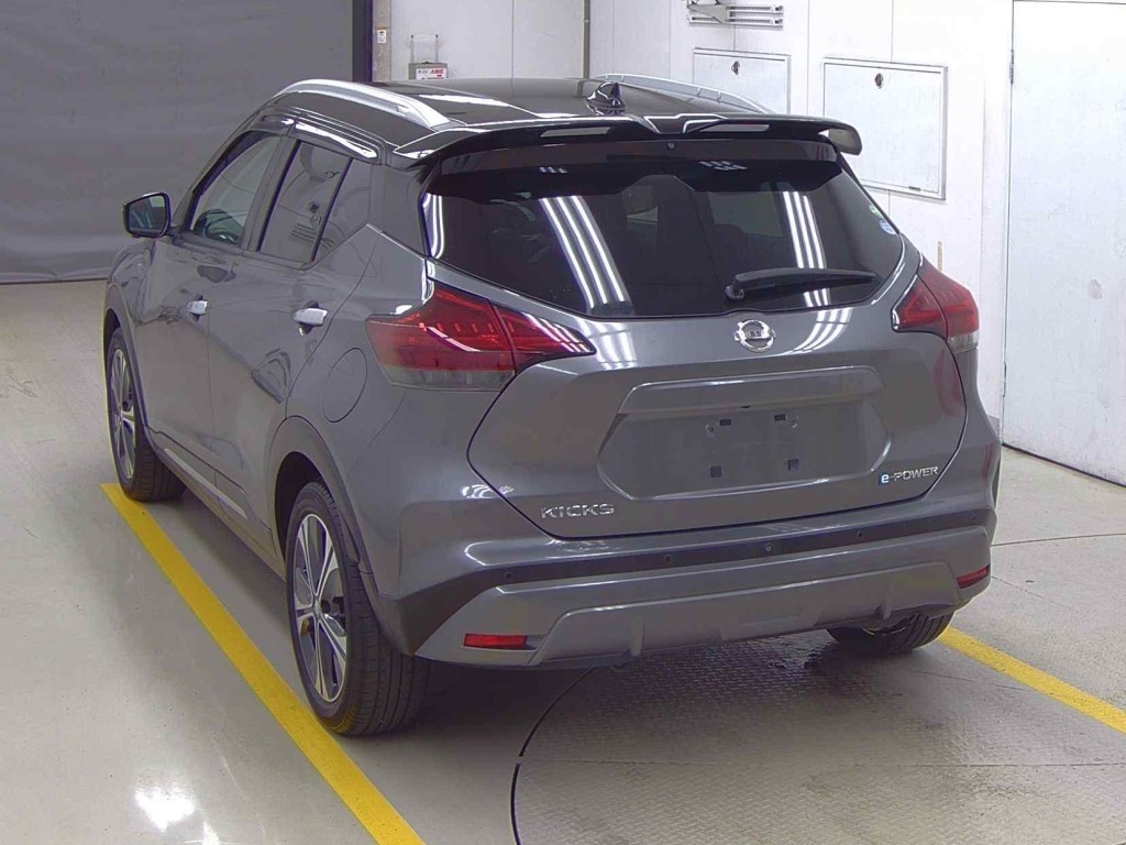 2021 Nissan Kicks