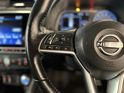 2023 Nissan Leaf - Thumbnail