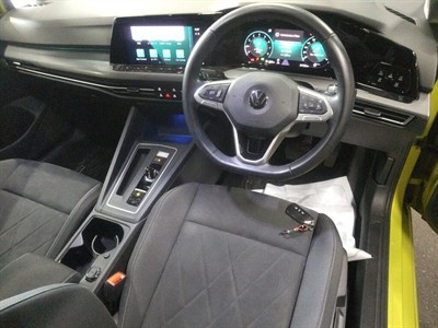 2021 Volkswagen Golf - Thumbnail