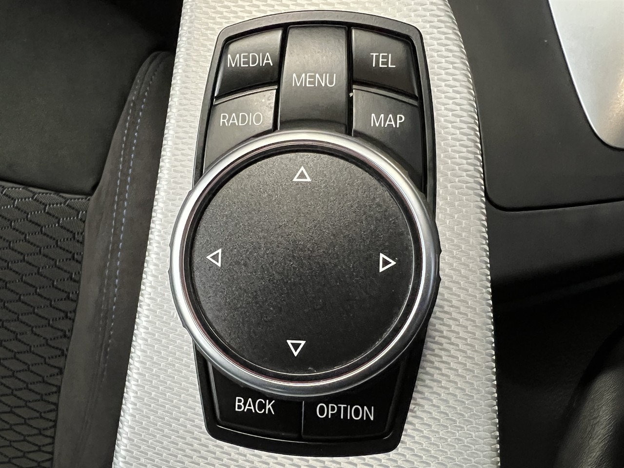 2015 BMW 320i