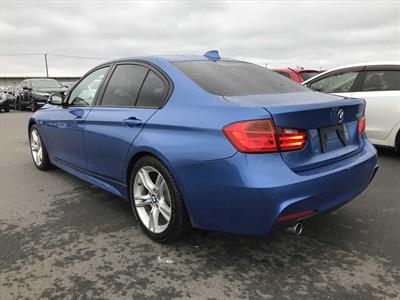 2015 BMW 320i - Thumbnail