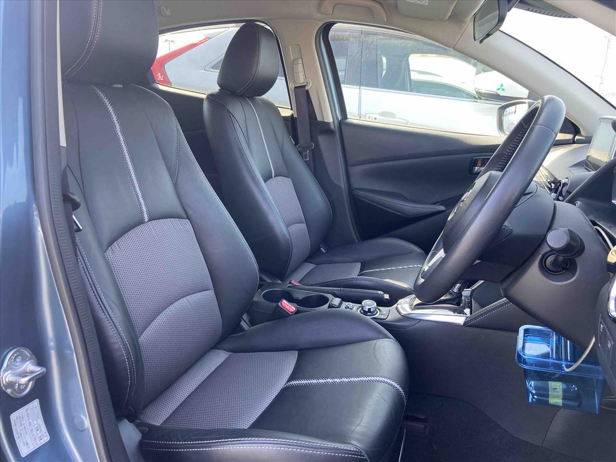 2016 Mazda Demio