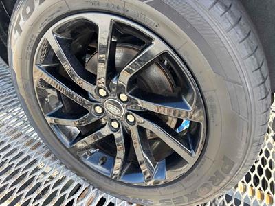 2017 Land Rover Discovery Sport - Thumbnail