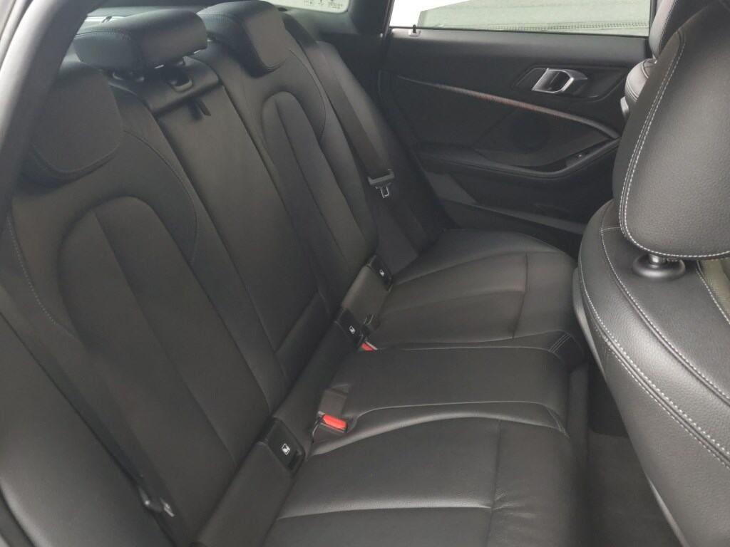 2021 BMW 218i