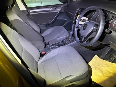 2018 VW Golf - Thumbnail