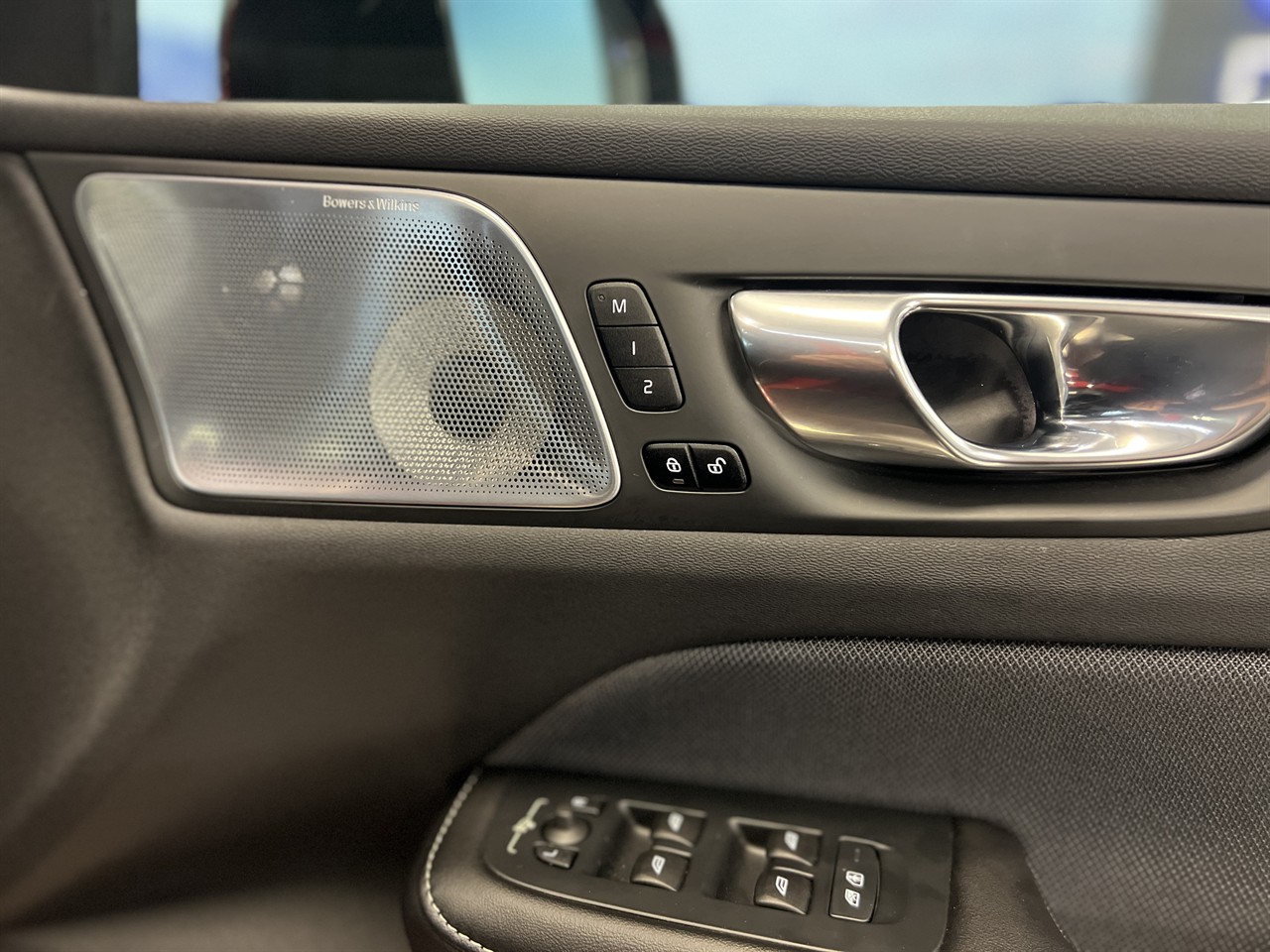 2022 Volvo S60