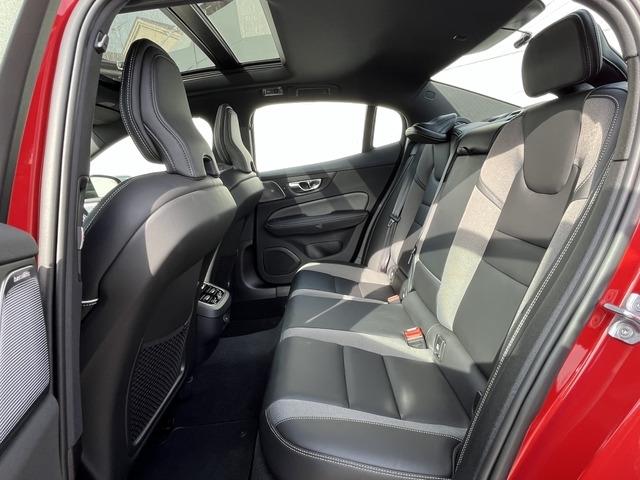 2022 Volvo S60