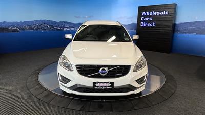 2015 Volvo XC60 - Thumbnail