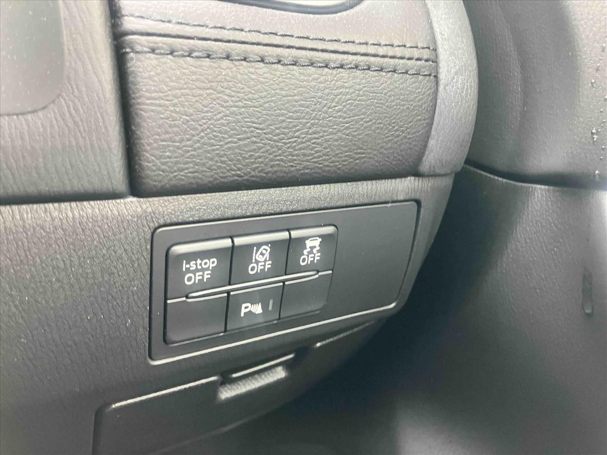 2016 Mazda Atenza