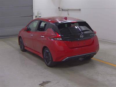 2022 Nissan Leaf - Thumbnail