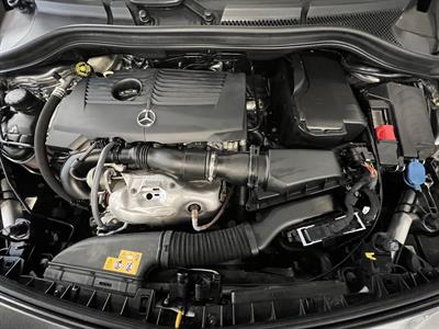 2019 Mercedes-Benz B180 - Thumbnail