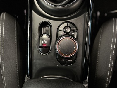 2018 Mini Clubman - Thumbnail