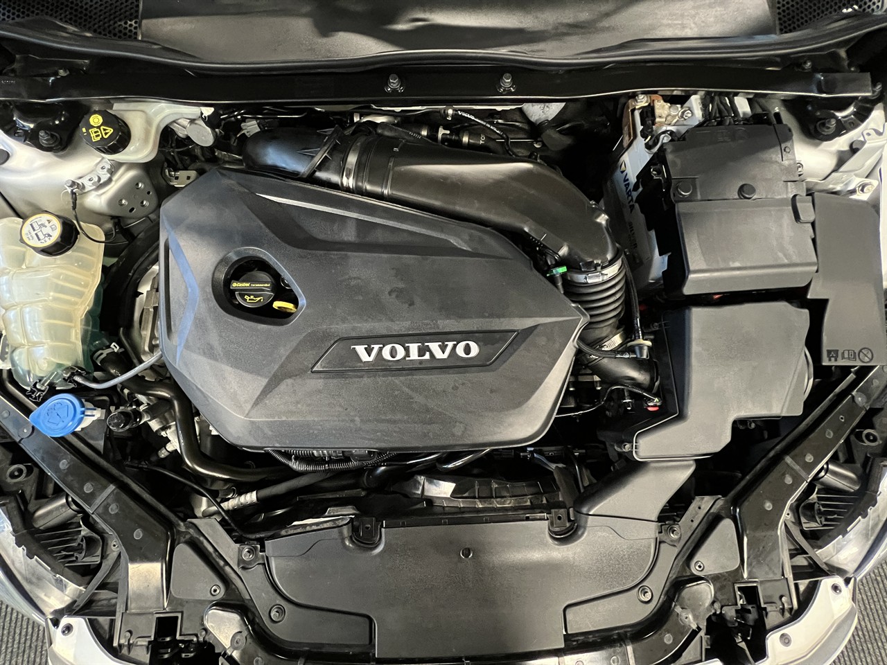 2015 Volvo V40