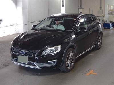 2017 Volvo V60 - Thumbnail