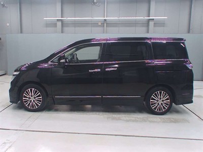 2019 Nissan Elgrand - Thumbnail