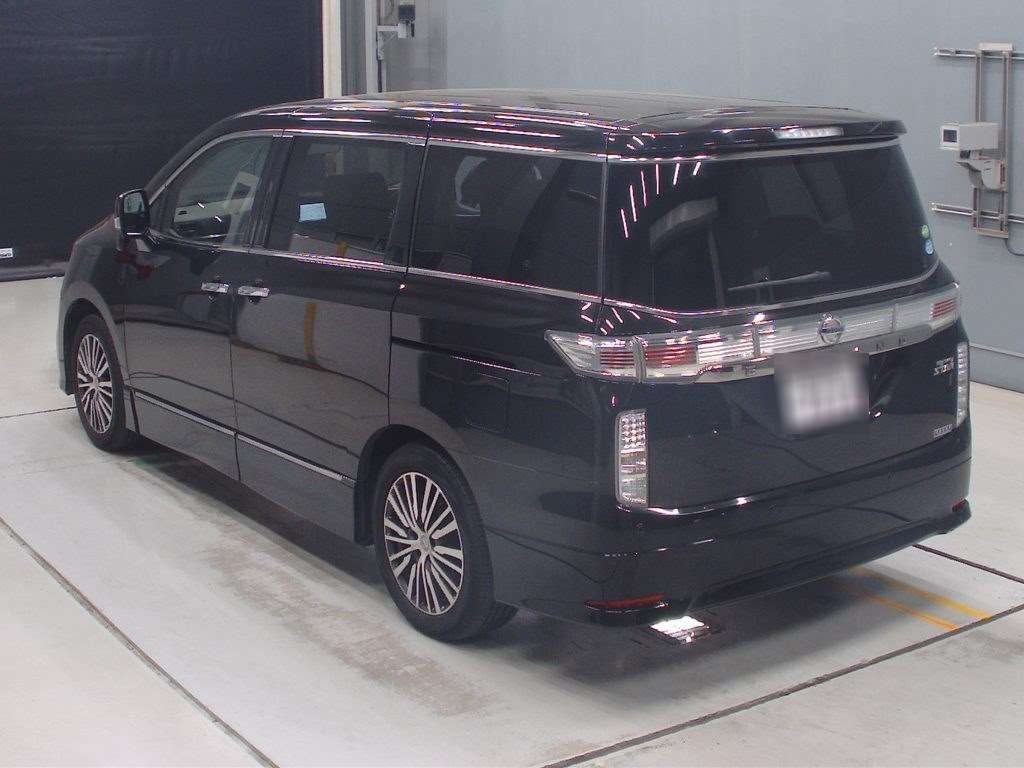 2019 Nissan Elgrand