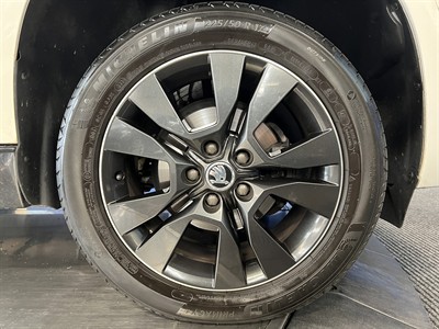 2016 Skoda Yeti - Thumbnail