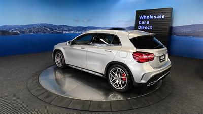 2018 Mercedes-Benz GLA 45 - Thumbnail