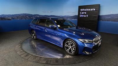 2022 BMW 318i - Thumbnail