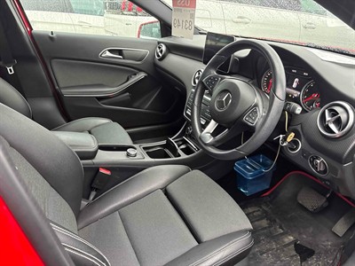 2018 Mercedes-Benz A 180 - Thumbnail