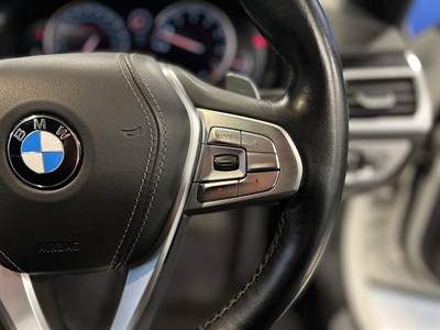 2017 BMW 750i - Thumbnail