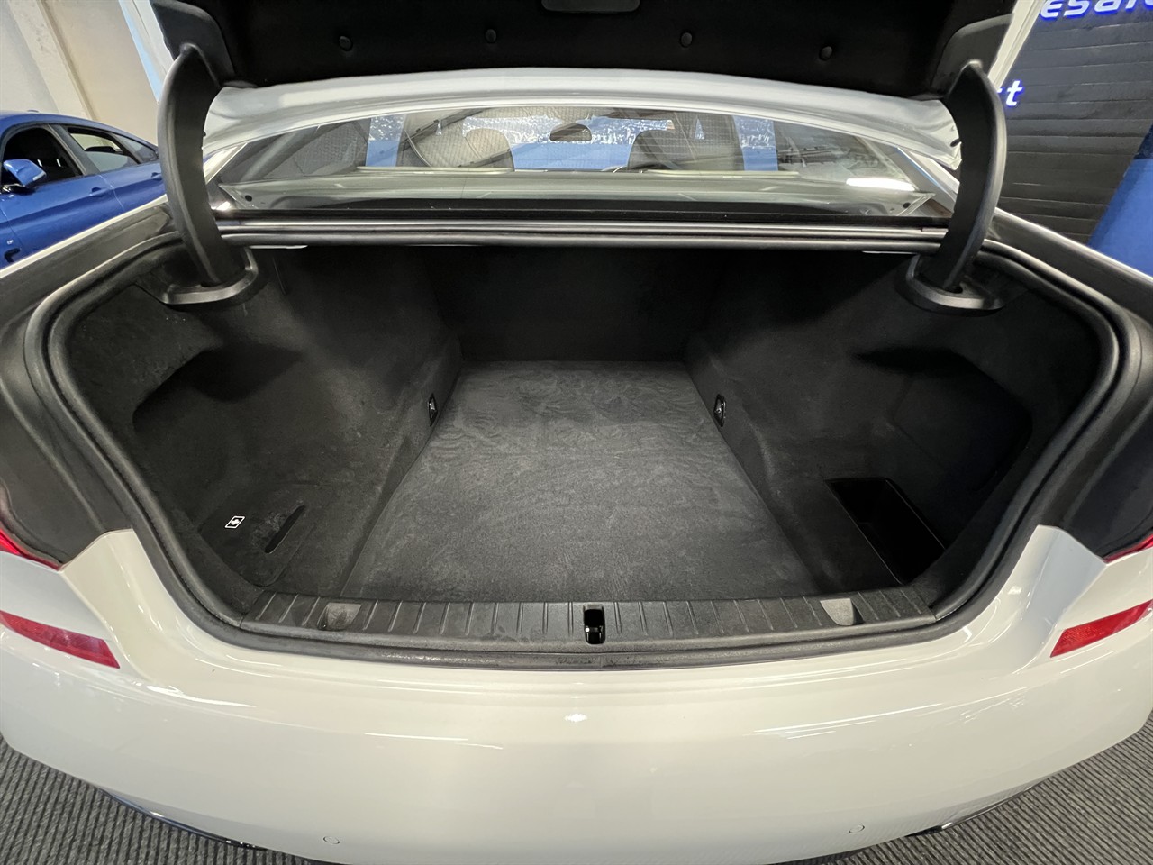 2017 BMW 750i