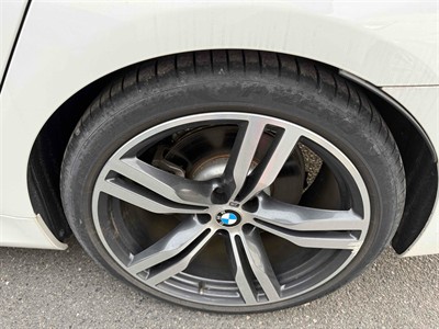 2017 BMW 750i - Thumbnail