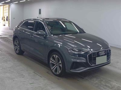 2019 Audi Q8 - Thumbnail