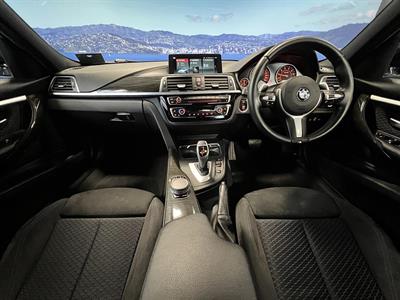 2018 BMW 320i - Thumbnail