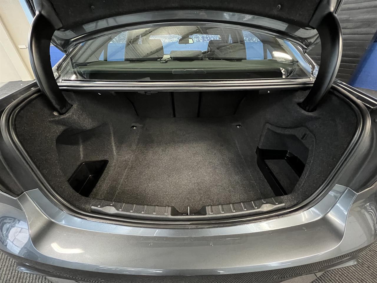 2018 BMW 320i