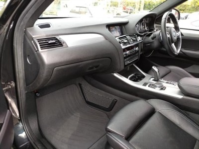 2017 BMW X4 - Thumbnail