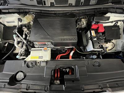 2019 Nissan Leaf - Thumbnail