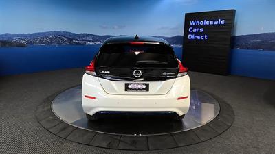 2019 Nissan Leaf - Thumbnail