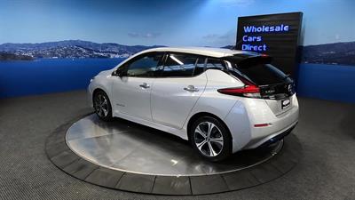 2019 Nissan Leaf - Thumbnail