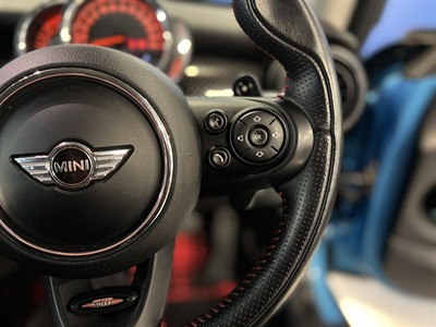 2018 BMW Mini - Thumbnail