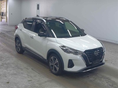 2021 Nissan Kicks - Thumbnail