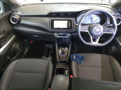 2021 Nissan Kicks - Thumbnail