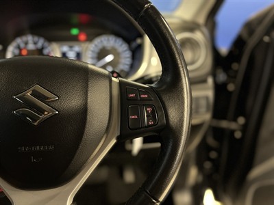 2017 Suzuki Vitara - Thumbnail