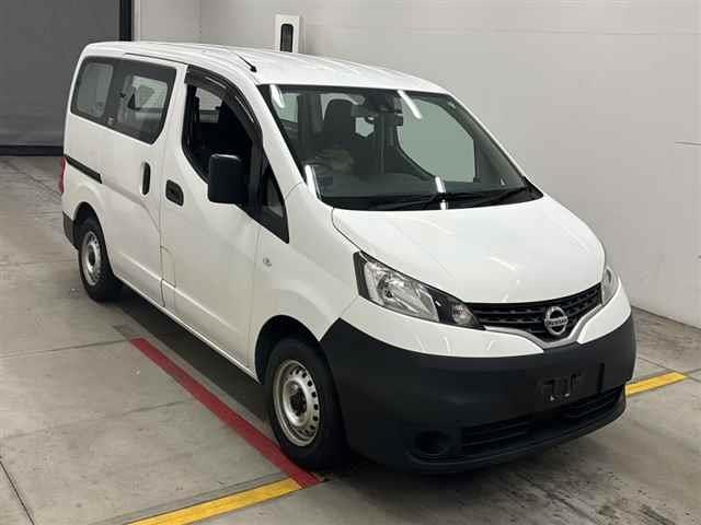 2020 Nissan NV200