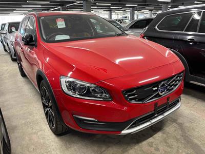 2018 Volvo V60 - Thumbnail