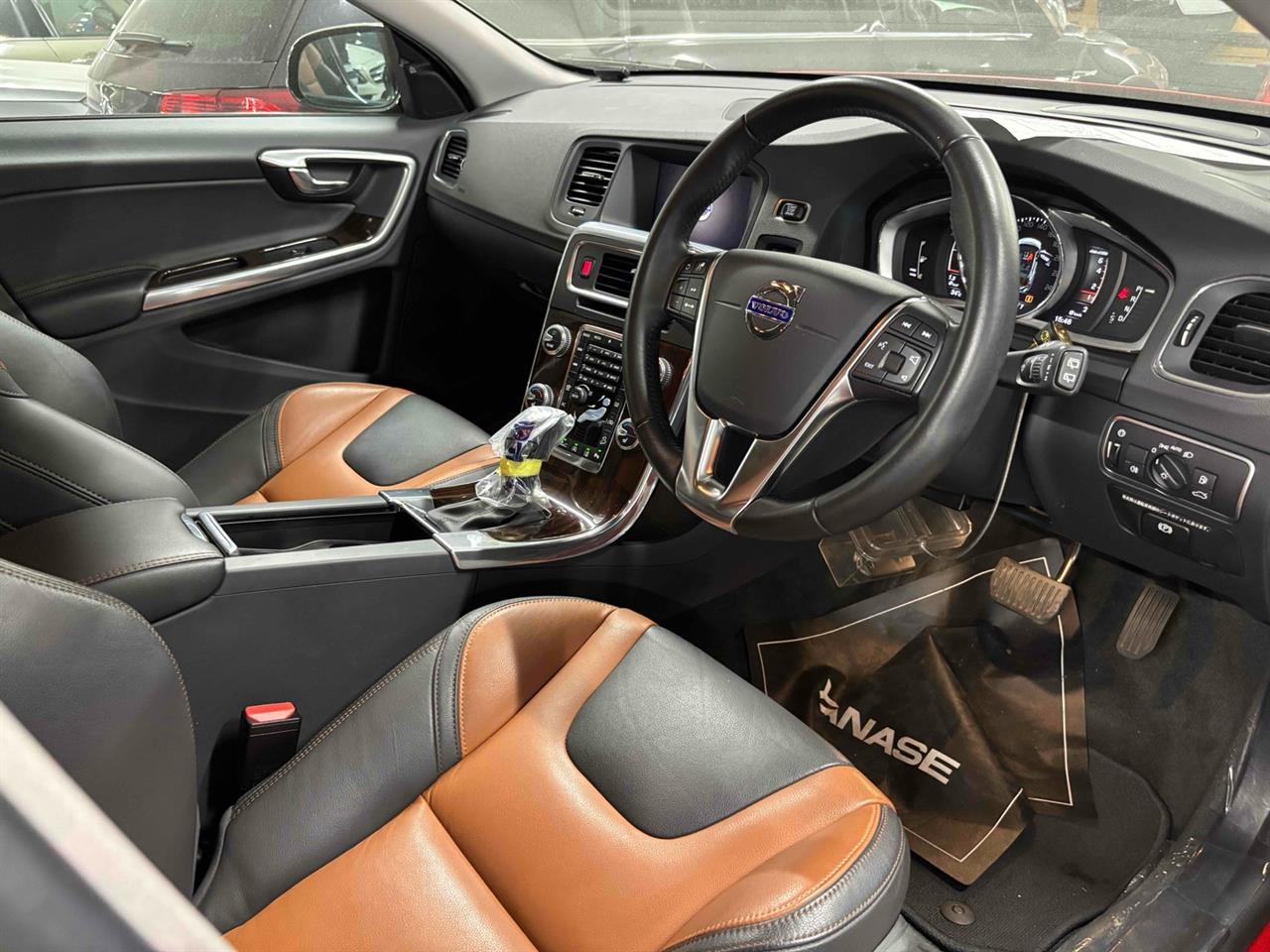 2018 Volvo V60