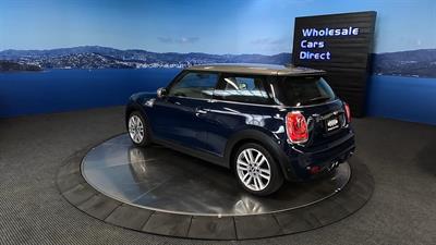 2017 Mini Cooper - Thumbnail