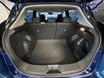 2022 Nissan Leaf - Thumbnail